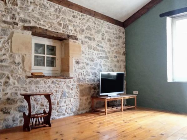 Grande maison de campagne avec terrain et dépendances – Idéale pour centre équestre ou petite exploitation