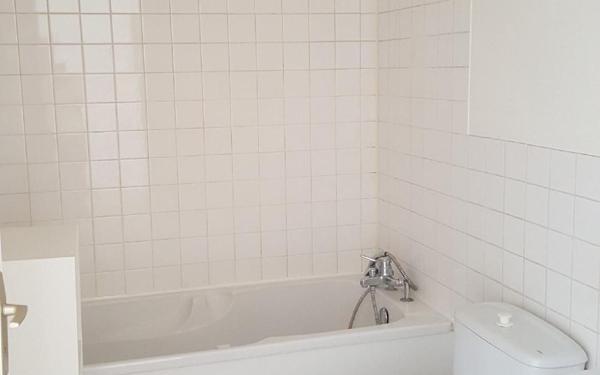 Appartement à louer    1 pièce •  Compiègne