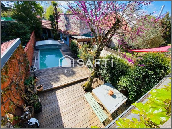 CAUDERAN PRIMROSE / PLACE MOSCOU / MAISON DES ANNEES 30 / 3 CHBRES / 122M2 / JARDIN / PISCINE / DEUX DEPENDANCES !