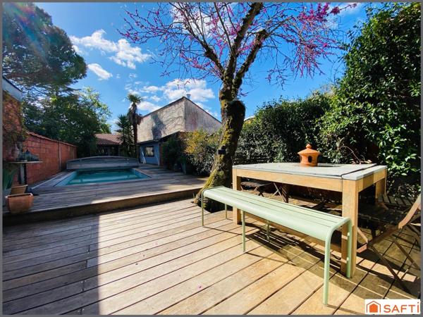 CAUDERAN PRIMROSE / PLACE MOSCOU / MAISON DES ANNEES 30 / 3 CHBRES / 122M2 / JARDIN / PISCINE / DEUX DEPENDANCES !