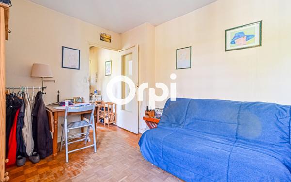 Appartement à vendre    1 pièce • 21,80 m2 Paris 11