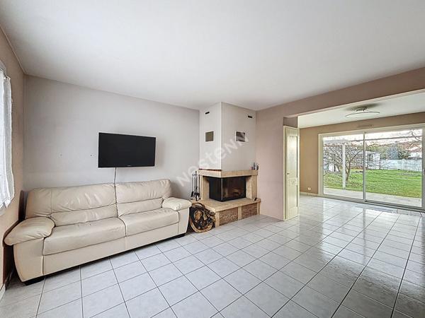 Maison spacieuse à vendre à Les Sorinières - 6 chambres et jardin !