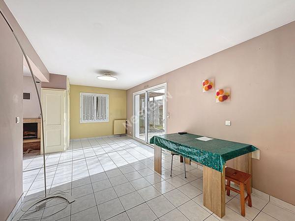 Maison spacieuse à vendre à Les Sorinières - 6 chambres et jardin !