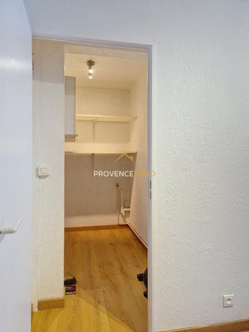 Salon-de-Provence (13300) HYPER CENTRE APPARTEMENT RÉNOVÉ CLIMATISÉ / BALCONS / MEUBLÉ