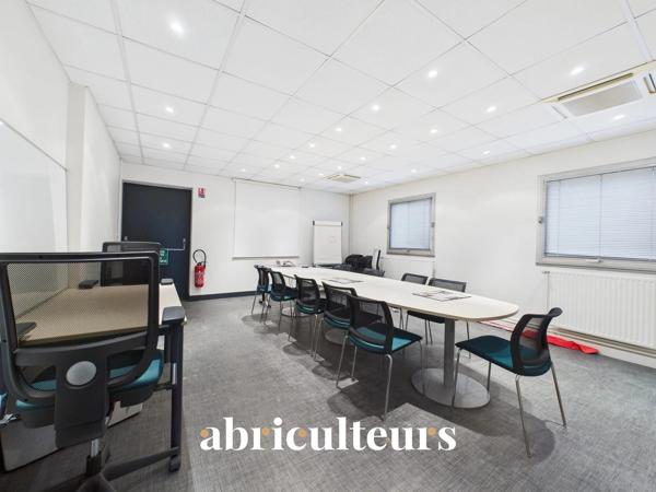 Location de Bureau à 1h de Paris à proximité de Chartres (28630)