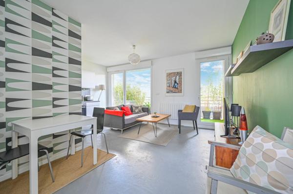 Appartement à vendre    3 pièces • 66,20 m2 Montreuil