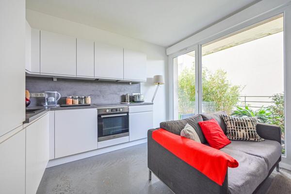 Appartement à vendre    3 pièces • 66,20 m2 Montreuil