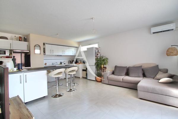 LATTES (QUARTIER MAURIN) - APPARTEMENT 4 PIÈCES 86M2 - 3 CHAMBRES - CLIMATISÉ - DOUBLE STATIONNEMENT - RÉSIDENCE RÉCENTE 2015