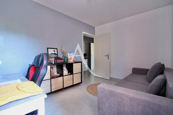 LATTES (QUARTIER MAURIN) - APPARTEMENT 4 PIÈCES 86M2 - 3 CHAMBRES - CLIMATISÉ - DOUBLE STATIONNEMENT - RÉSIDENCE RÉCENTE 2015