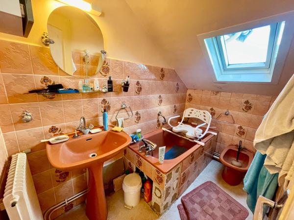 Maison à vendre 11 pièces GUEUGNON (71)