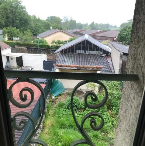 Maison de ville avec terrasse