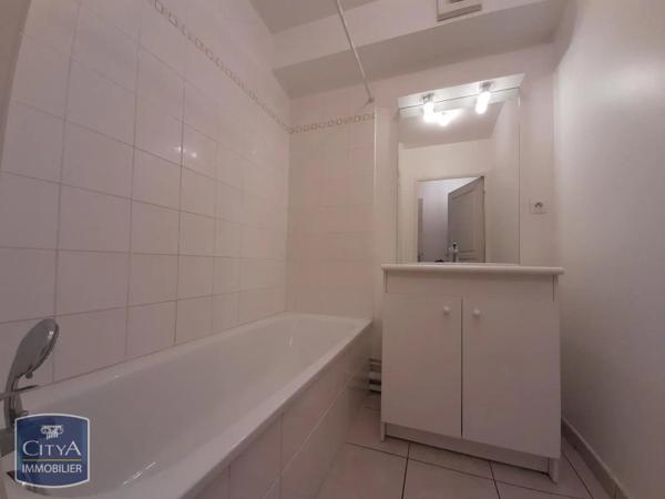 Appartement à louer 1 pièce 31m² Tours (37200)