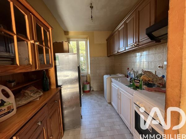 Maison à vendre 7 pièces 7 740 m² Rieupeyroux