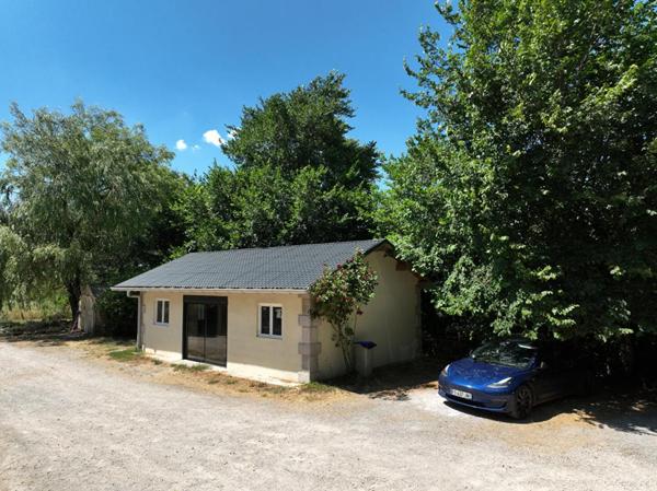 Gites dans ancienne gare au coeur du LARZAC  (12230 NANT)