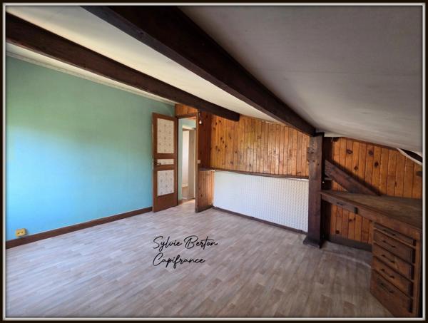 SEVRAN - Maison 5 pièces - 500 m2 de terrain avec garage et atelier