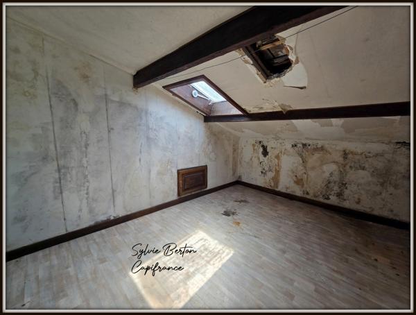 SEVRAN - Maison 5 pièces - 500 m2 de terrain avec garage et atelier