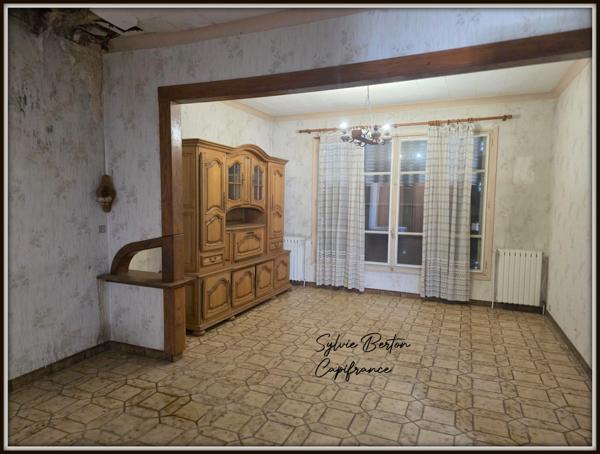 SEVRAN - Maison 5 pièces - 500 m2 de terrain avec garage et atelier