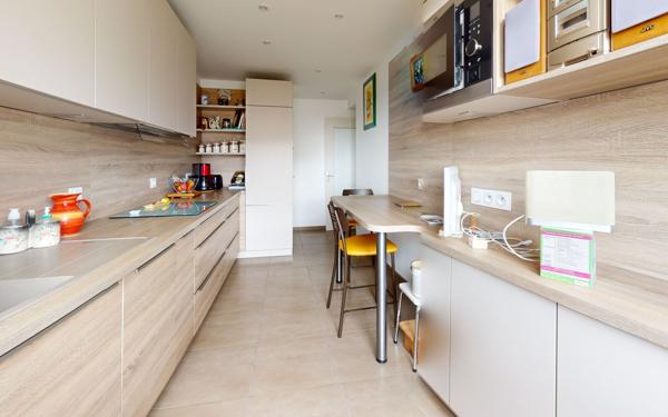 Appartement à vendre    4 pièces • 82 m2 Lyon 8