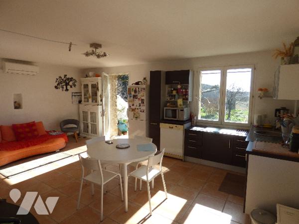 propriété rurale et terrain attenant de plus de 1ha dont parcelle boisée dans quartier calme ,