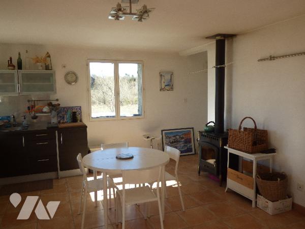 propriété rurale et terrain attenant de plus de 1ha dont parcelle boisée dans quartier calme ,