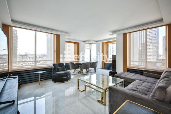 Appartement
         3 pièces
        - 87 m² Exclusivité 800 000 € *