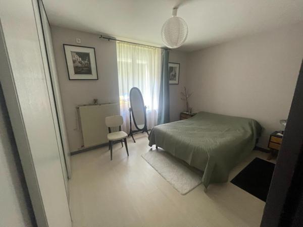 Maison en pierre 1930, idéal artisan, investisseur