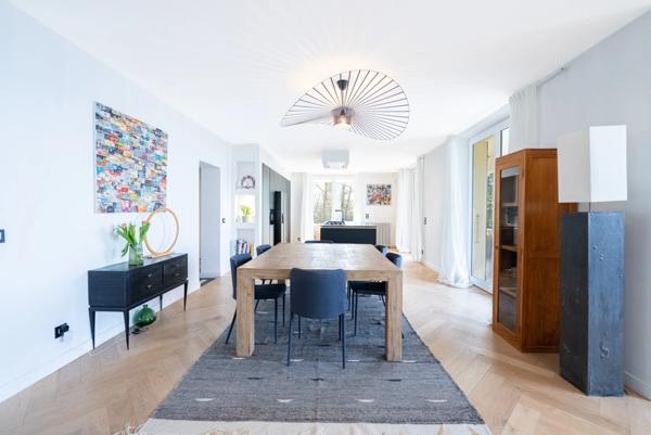 Maison à vendre 6-7 pièces de 246 m2 LUCINGES (74) Terrain d'env. 10'000 m2