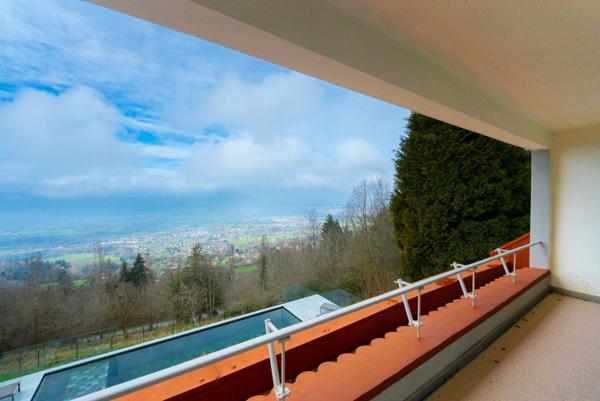 Maison à vendre 6-7 pièces de 246 m2 LUCINGES (74) Terrain d'env. 10'000 m2