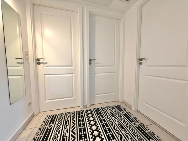 Appartement à vendre 2 pièces FREJUS (83) - 47 m² - Terrasse 25 m² - Garage en Sous-sol