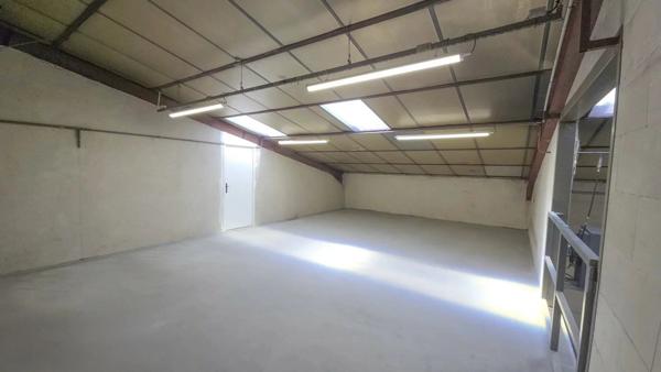 Location Local commercial 214 m2 à Bourgoin-Jallieu
