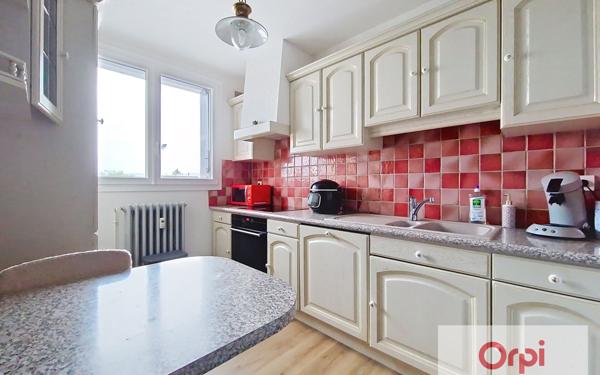 Appartement à louer    5 pièces • 105,73 m2 Montluçon