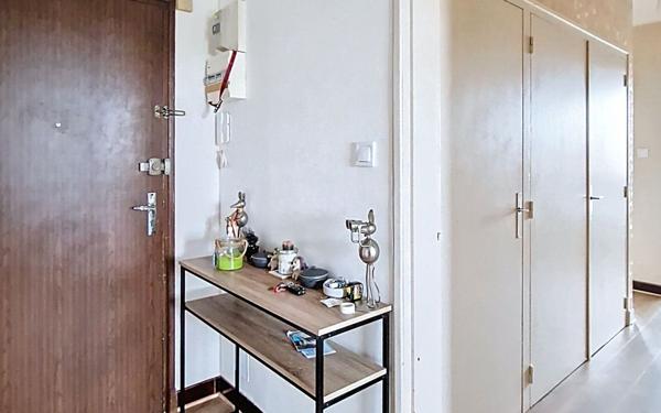 Appartement à louer    5 pièces • 105,73 m2 Montluçon