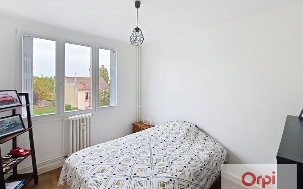 Appartement à louer    5 pièces • 105,73 m2 Montluçon