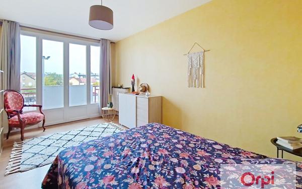 Appartement à louer    5 pièces • 105,73 m2 Montluçon