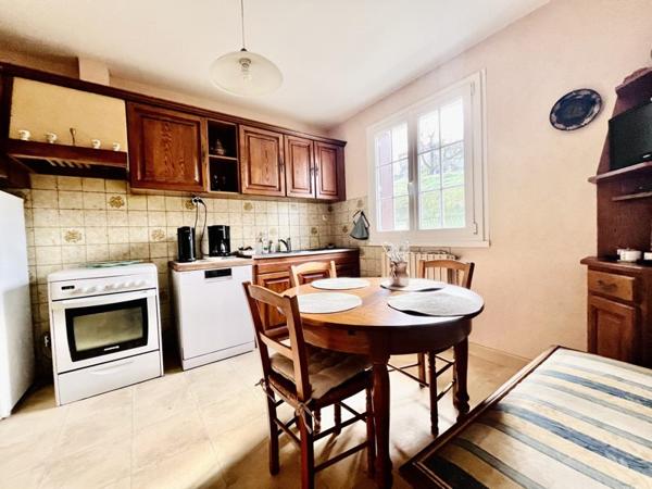 Maison à vendre 159 900 € Cornil 6 p 94 m² DPE F