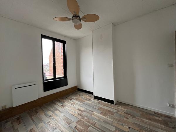 Maison Saint Amand Les Eaux 2 pièce(s) 62 m2