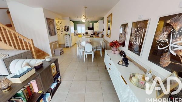 Maison à vendre 5 pièces 98 m² Lieusaint