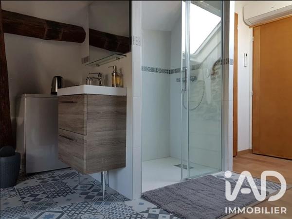 Immeuble à vendre 241,2 m² Orsay