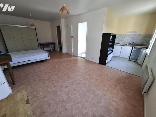 Ensemble immobilier de 3 logements (2 studios  et une maison T3) sur SAINTES - Quartier Les Arcivaux