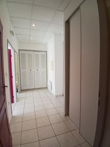 LOCAL COMMERCIAL DE 38M2
