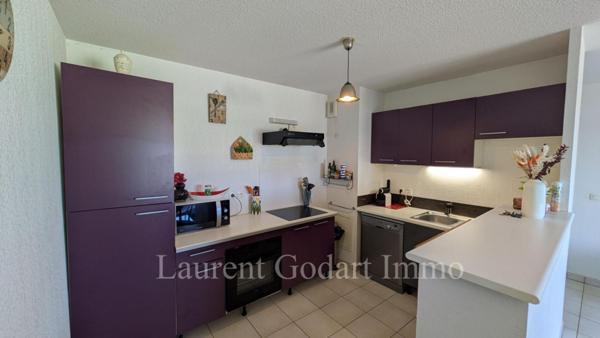 Appartement T3 avec loggia, cellier et parking en sous-sol