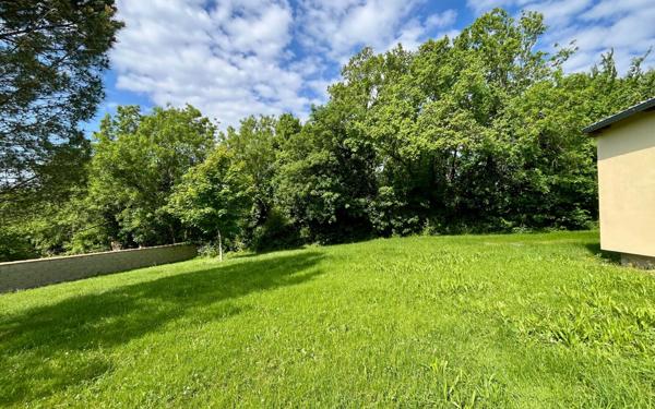 Maison à vendre    5 pièces •  Magné