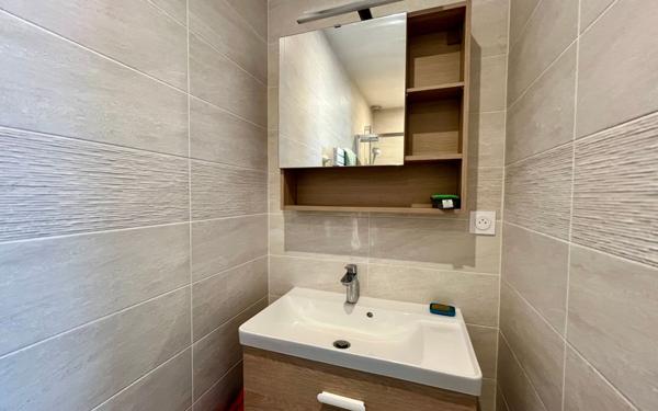 Maison à vendre    5 pièces •  Magné