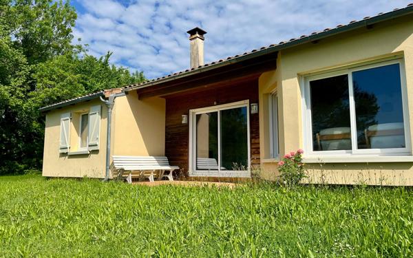 Maison à vendre    5 pièces •  Magné