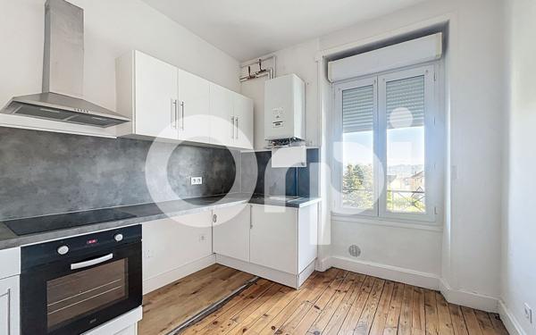 Appartement à louer    3 pièces •  Brive-la-Gaillarde