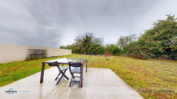 **À vendre - Maison neuve de plain-pied à Échillais (17620)**, Avec garage et Terrain clos.