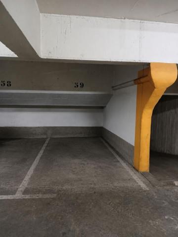 À VENDRE - Places de parking sécurisées -Vente à l'unité ou en lot
