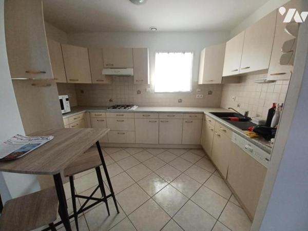 MAISON 3 CHAMBRES CENTRE BOURG