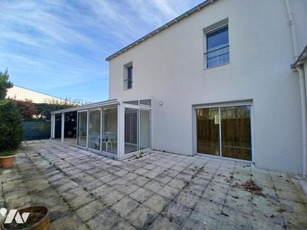 MAISON 3 CHAMBRES CENTRE BOURG