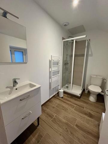 Divers à louer à Laval en Mayenne (53000), ref : 53032-L325